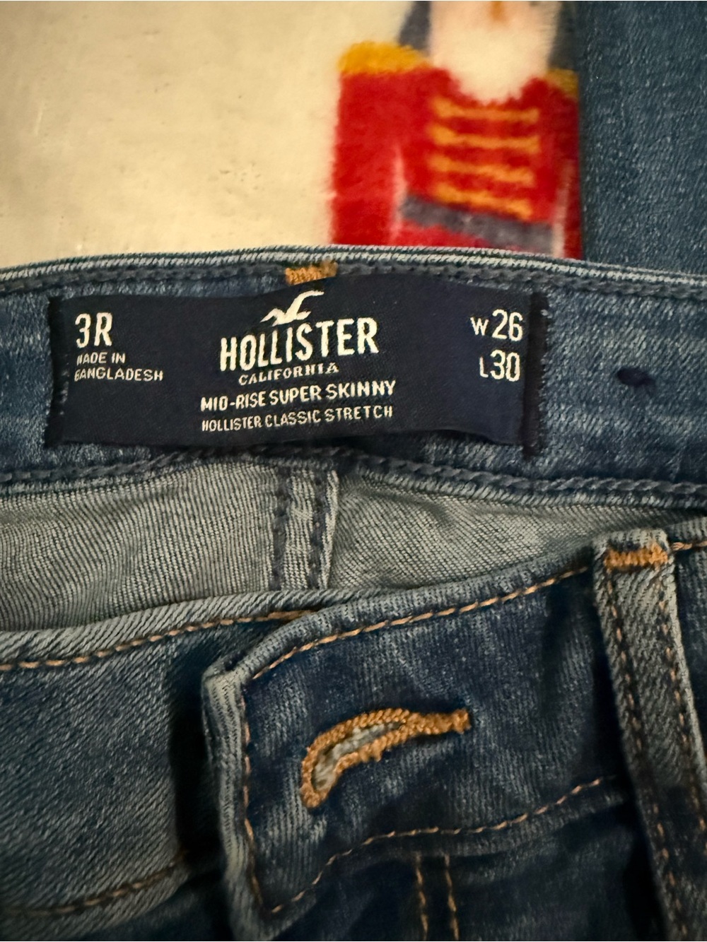 Hollister Mid-Rise Super Skinny Blue Jeans